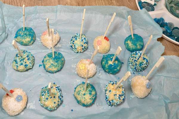 Ocean Cake Pops