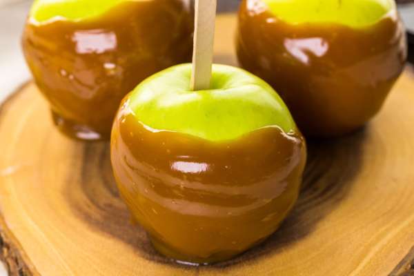 Halloween Caramel Apples