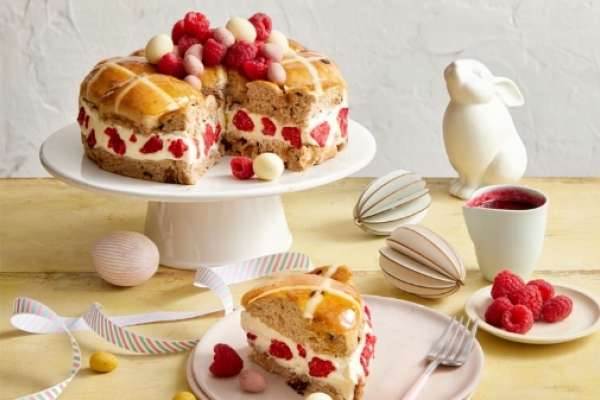 Hot Cross Bun Cheesecake